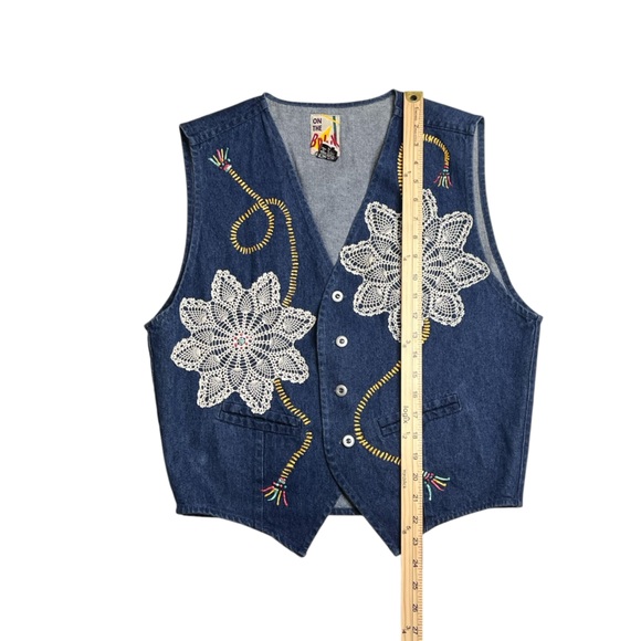 Vintage On The Brink embellished Denim Vest Dollies & Paint Women’s Small - Picture 2 of 7